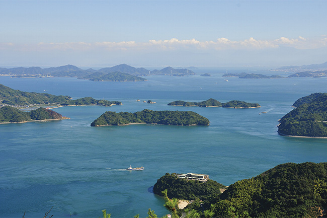 神峰山からみた瀬戸内海の風景